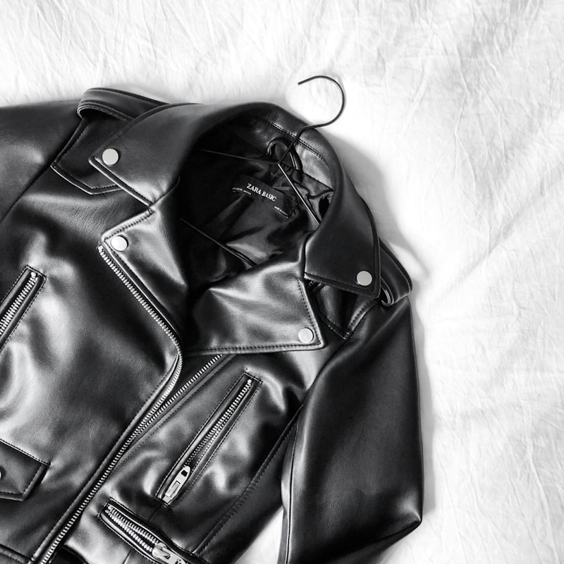 Mens Leather Jacket - Raven